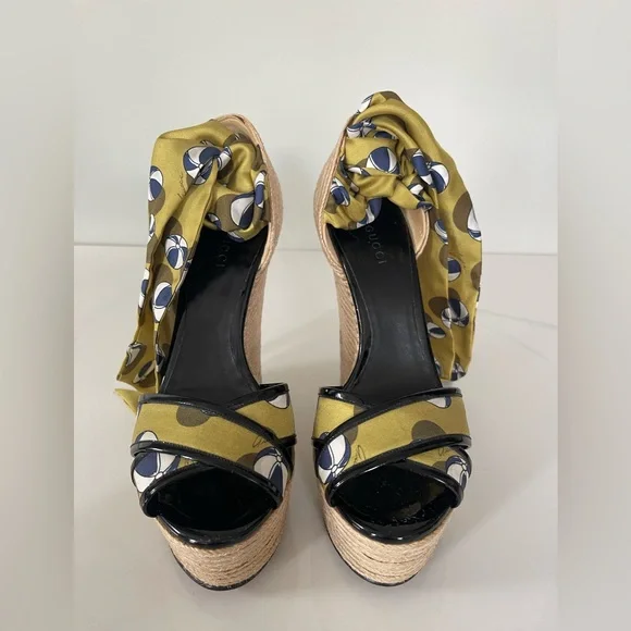 AUTHENTIC GUCCI RESORT COLLECTION WEDGES - Picture 6 of 11